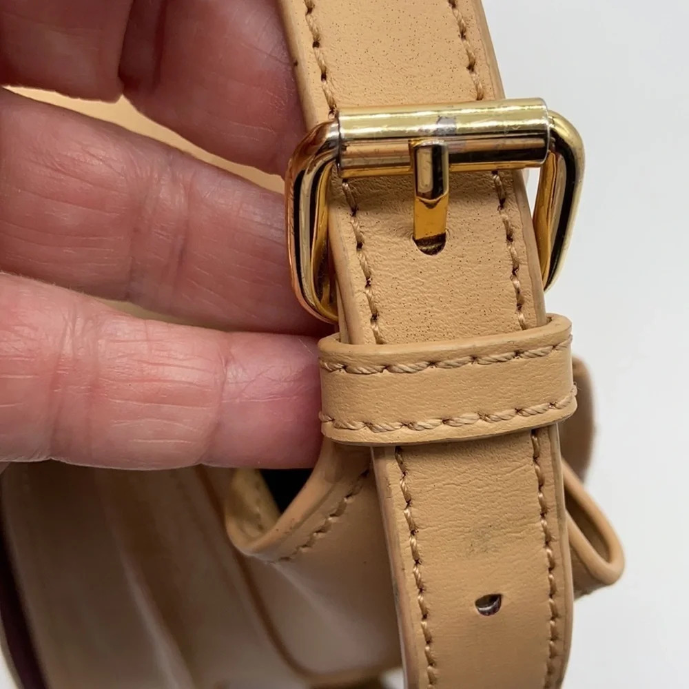 Zac Posen Eartha Iconic Saddle Bag in Camel - Picture 14 of 16